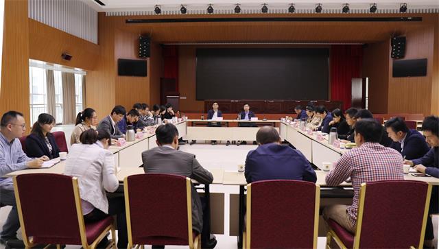 省科学院召开青年干部代表座谈会