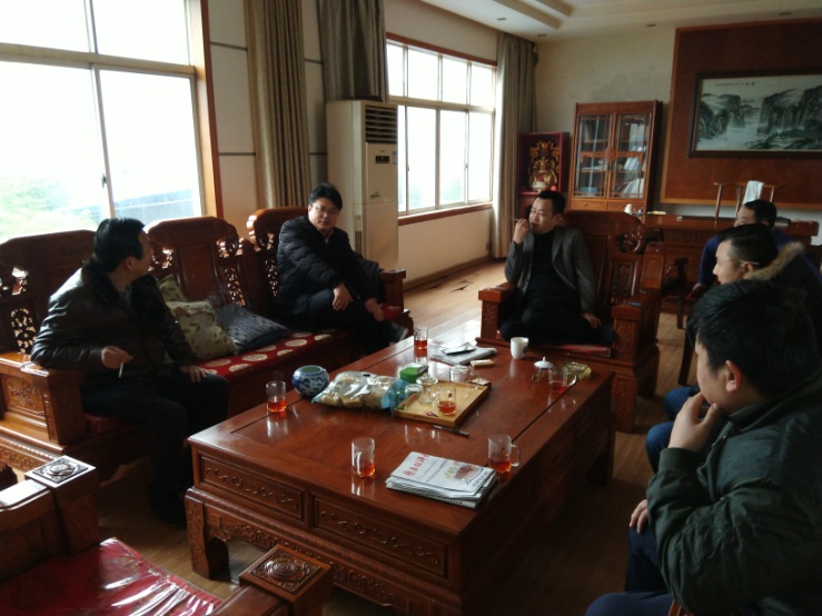 天然产物研究室研究团队赴中试基地开展相关工作