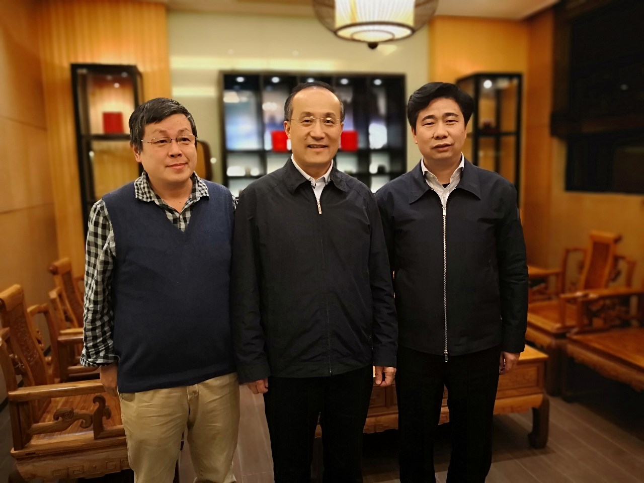 中科院张涛副院长在赣听取我院工作汇报