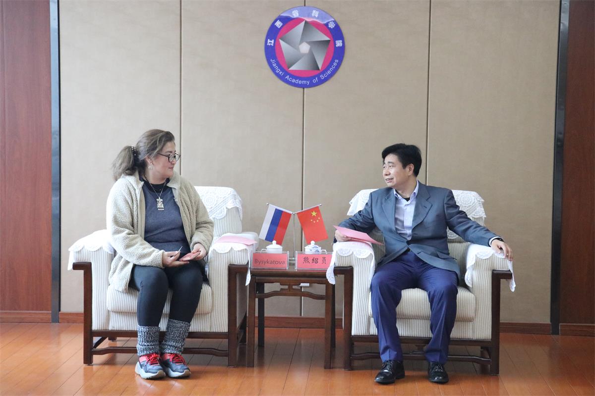 中-俄白鹤繁殖与越冬生态学术沙龙在我院召开