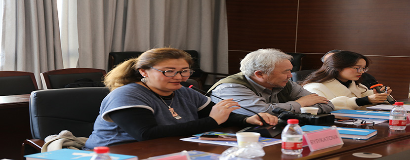 俄罗斯科学院专家来我院进行学术交流