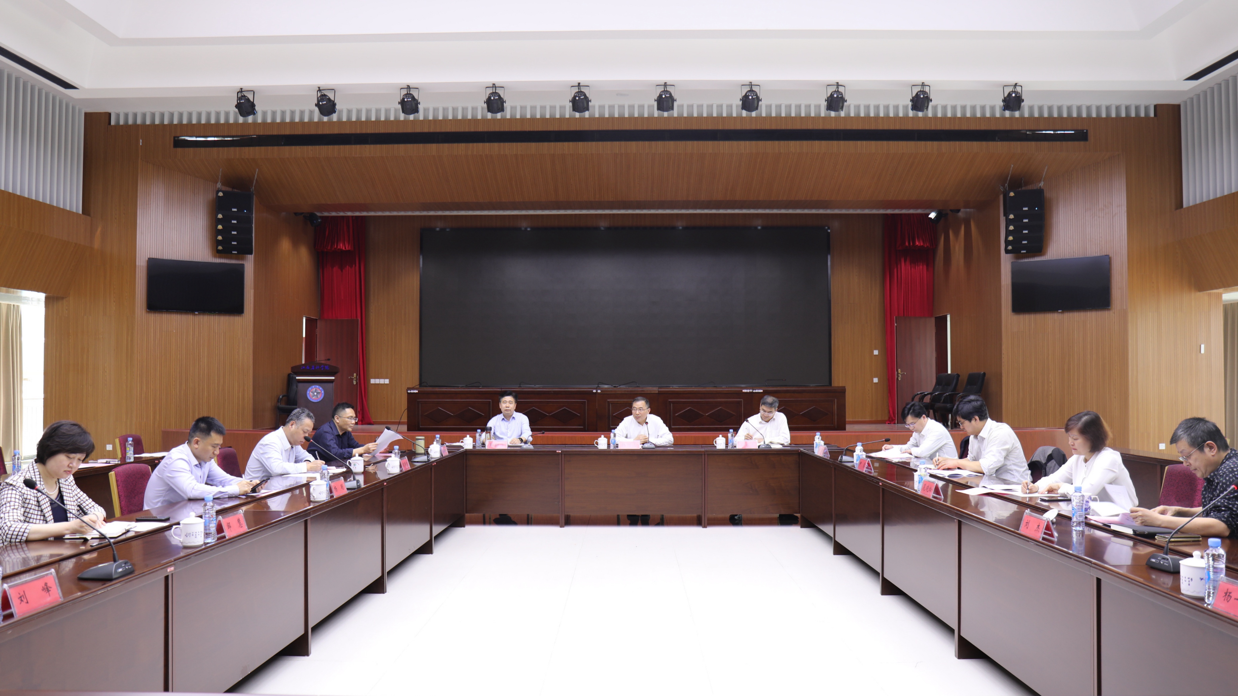 我院召开中科院江西产业技术创新与育成中心工作协调推进会