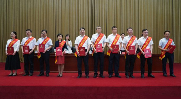 喜讯！王小玲团长荣获2021年度江西省“最美科技工作者”称号