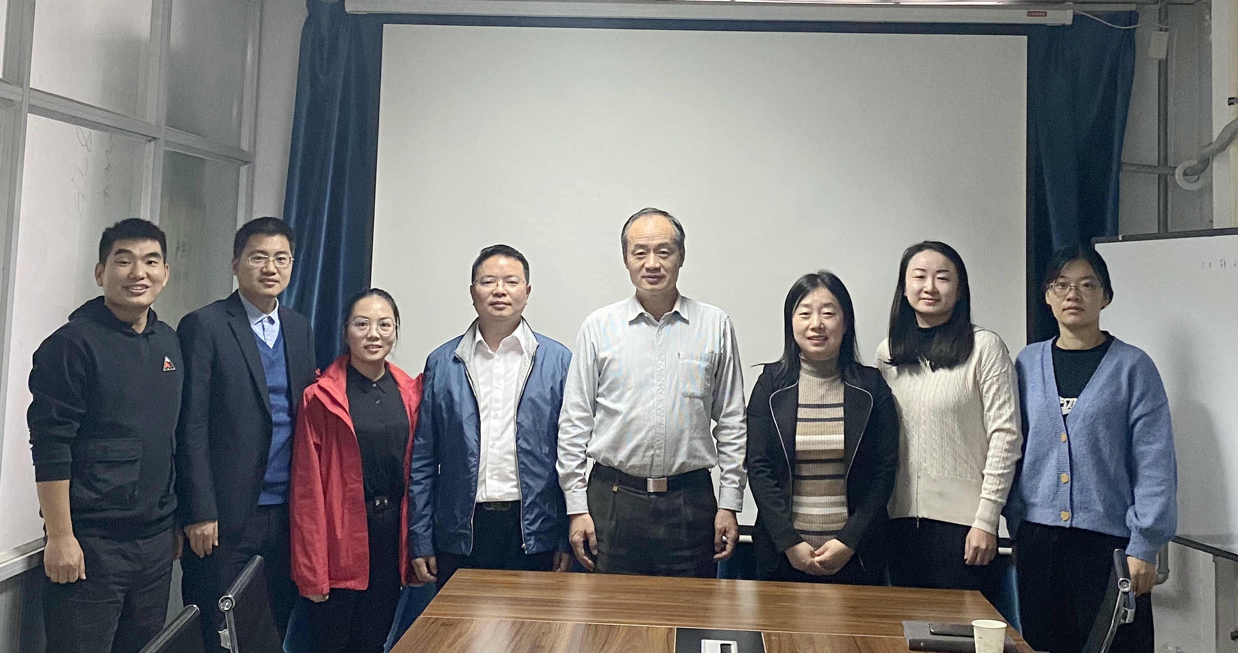 高柱带队赴中国农业科学院郑州果树所交流