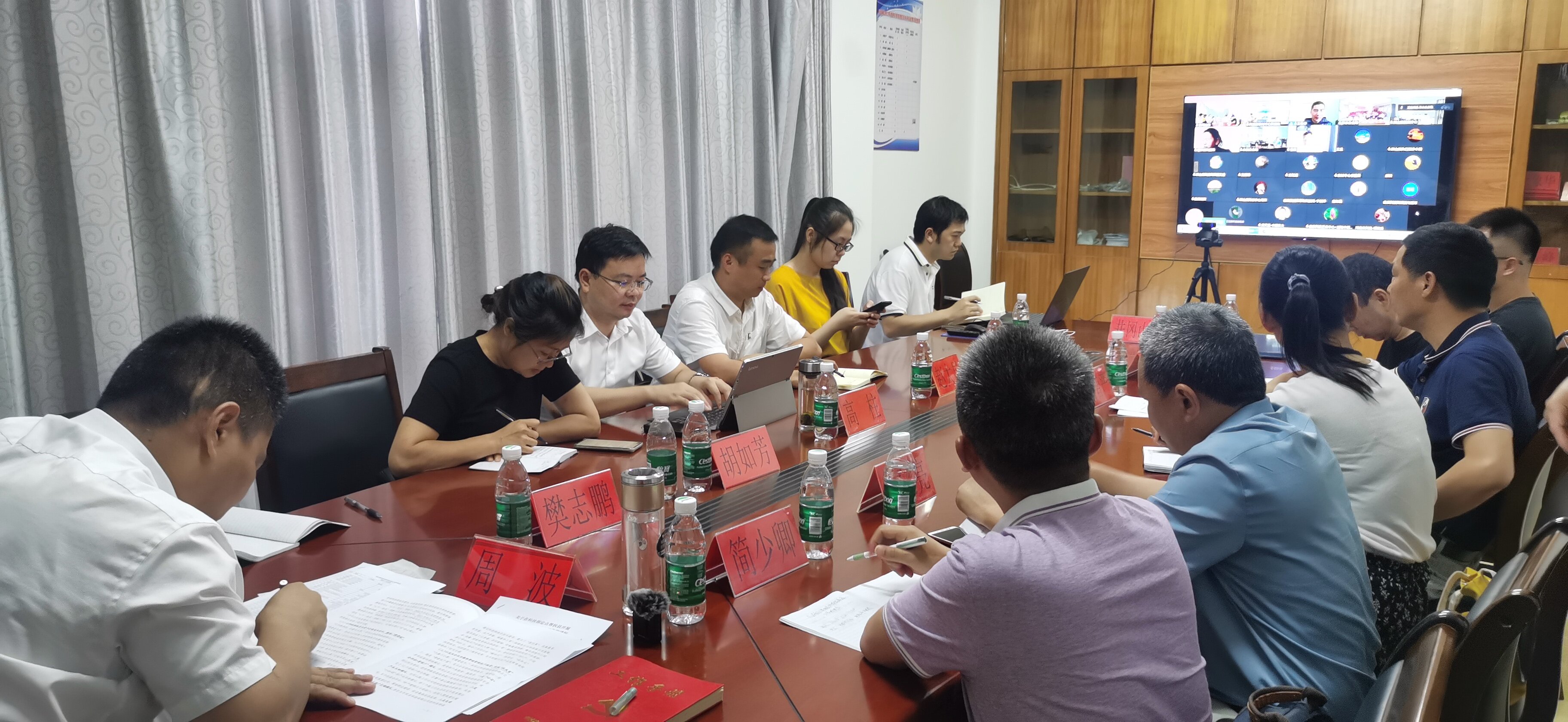 井冈山市果业团开展技术服务