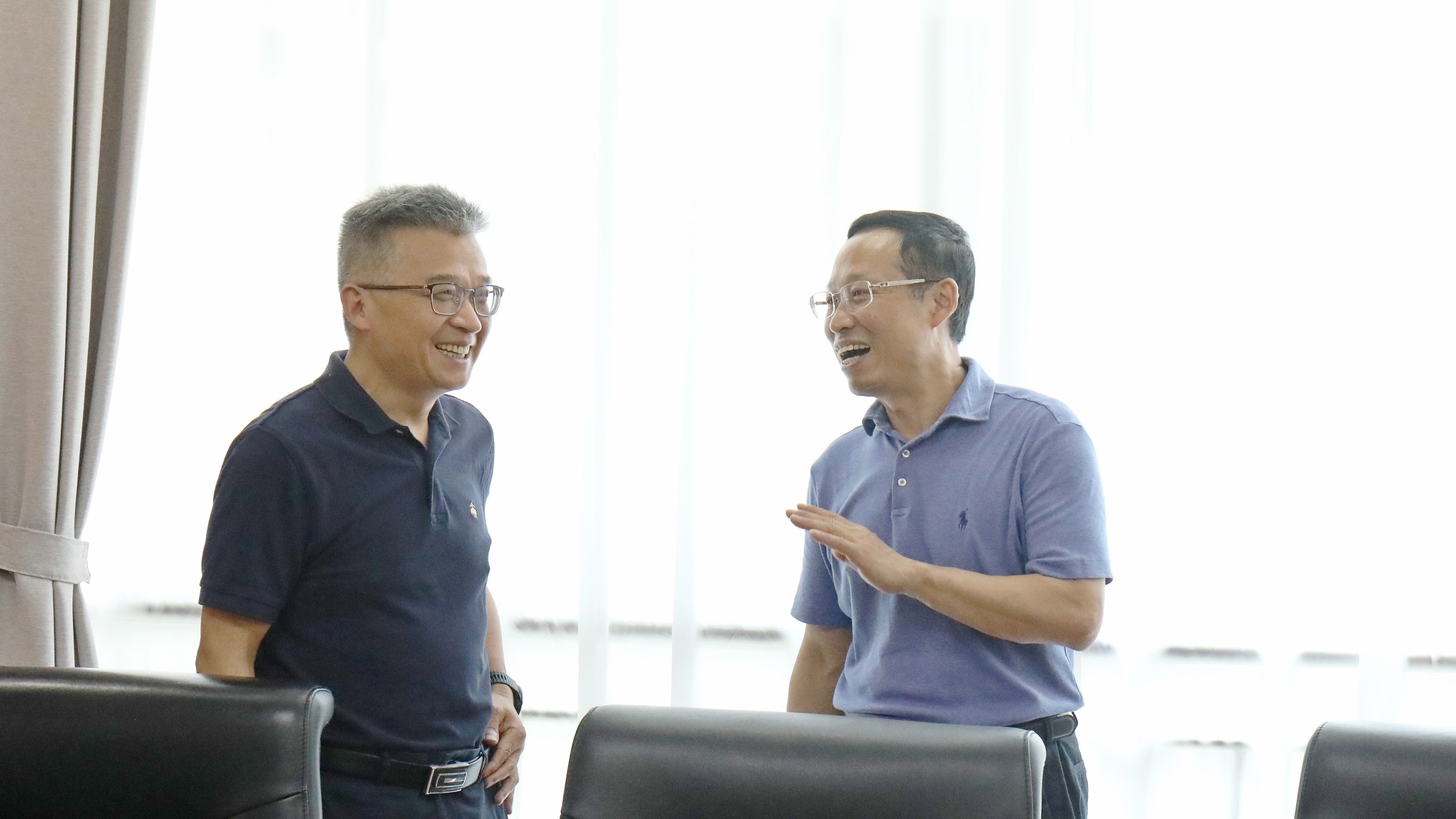 省市场监管局二级巡视员李捷一行来我院座谈交流