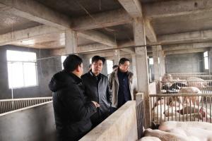 院党组书记、院长熊绍员赴定点帮扶村慰问调研