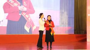 我所王小玲喜获江西省三八红旗手荣誉称号