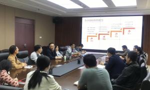 院党组成员李雄辉为能源所支部党员上党课