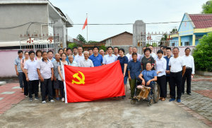 院党组书记、院长熊绍员一行到抚州市株山村扶贫点 开展帮扶工作