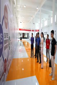 熊绍员赴高新企业调研并主持召开“牢记初心使命，加快产业高质量发展”座谈会