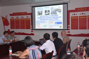 荷兰伊拉斯姆斯大学de Jonge教授到生物资源研究所开展学术交流