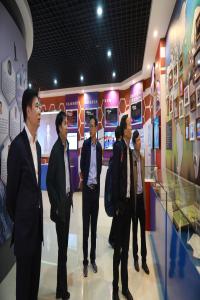 中科院部分局长、所长考察我院创新成果展示中心