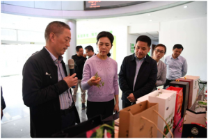 我所参加省政协“中医药产业发展”专题协商课题组赴德兴调研