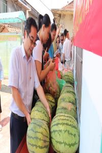 我院组织党员赴株山村开展脱贫攻坚主题党日活动