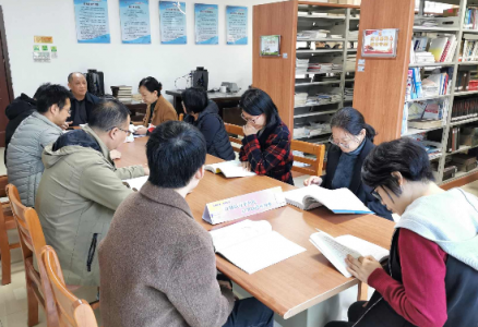 科战所举办“共享悦读 书香科战所”道德大讲堂活动